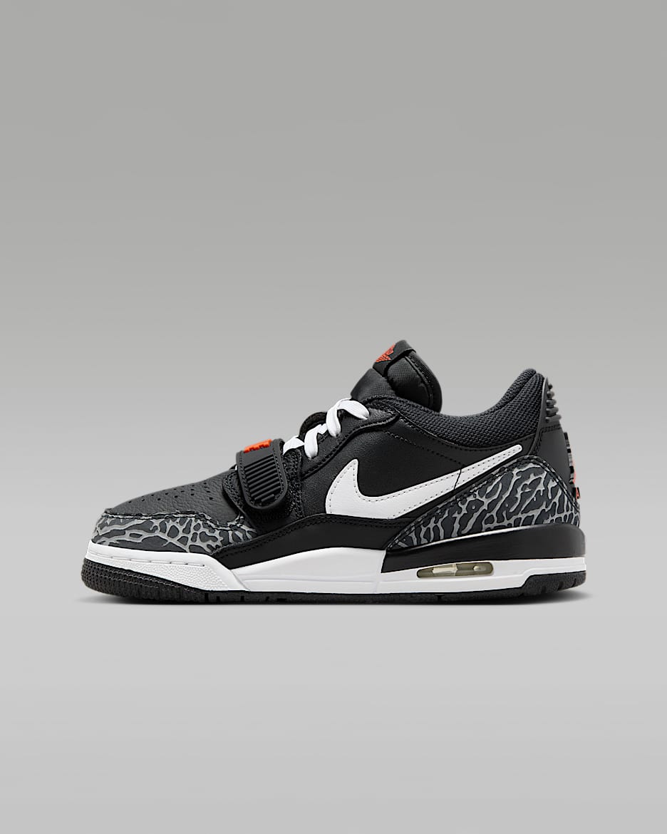 Air Jordan Legacy 312 Low Older Kids Shoes. Nike IE